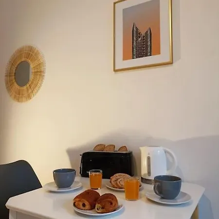 Appartement Charmant T2 - Séparée - Parking Gratuit La Sentinelle